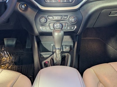 2016 Jeep Cherokee Overland