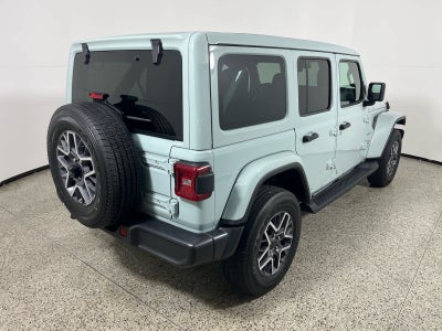 2024 Jeep Wrangler 4-Door Sahara 4x4