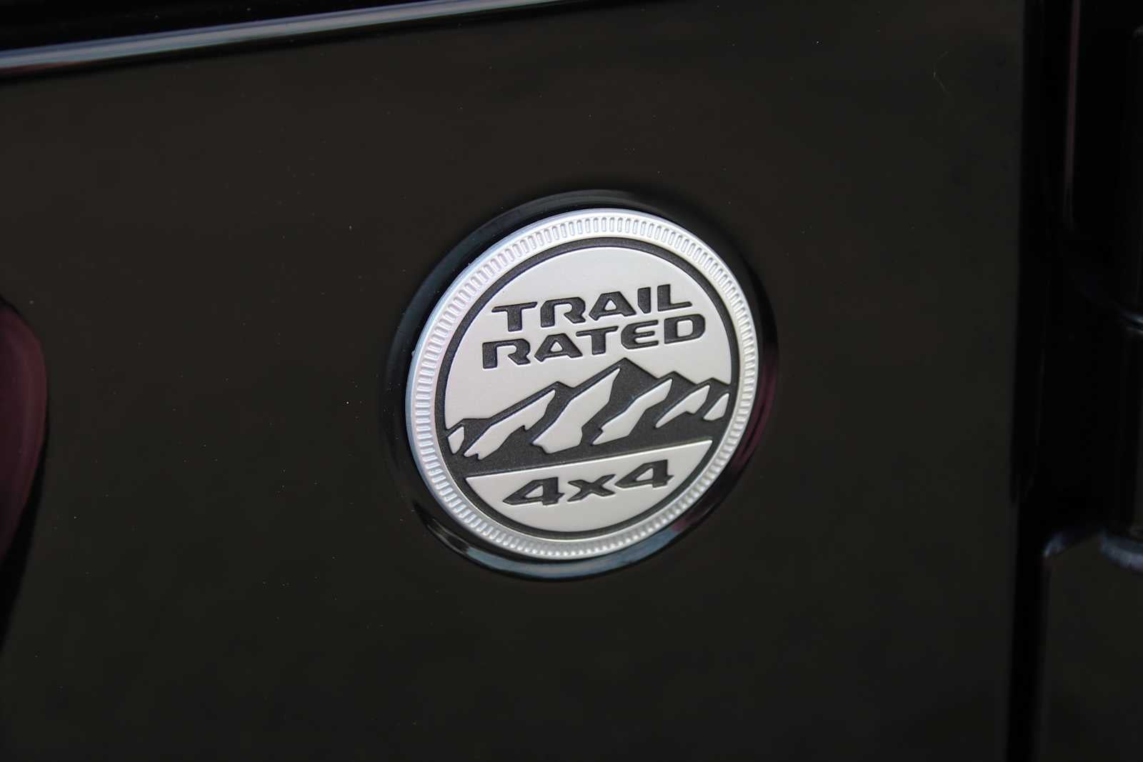 2024 Jeep Wrangler 4-Door Sahara 4x4