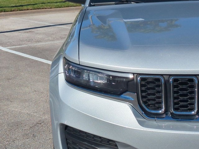 2025 Jeep Grand Cherokee Laredo X