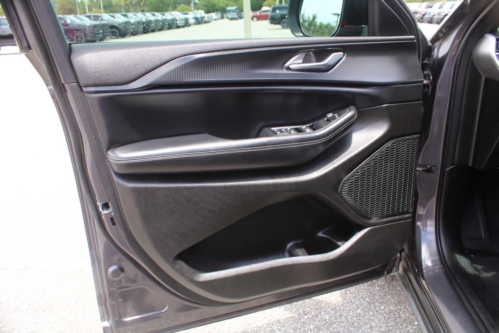 2025 Jeep Grand Cherokee L Laredo X