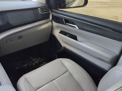 2023 Jeep Wagoneer L Series II