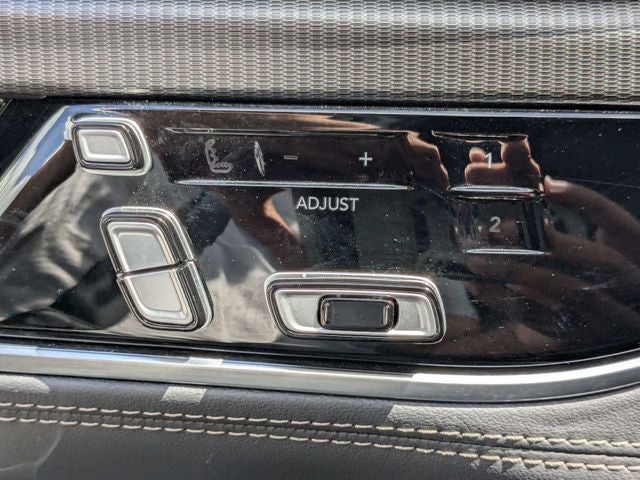 2024 Jeep Grand Wagoneer Series II