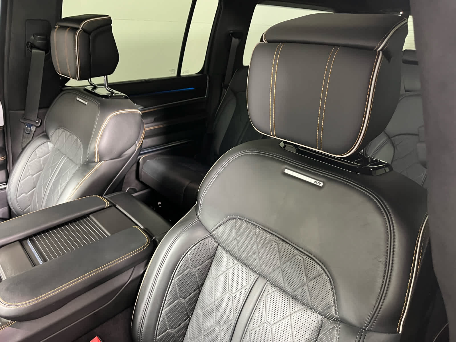 2024 Jeep Grand Wagoneer Series III Obsidian 4x4