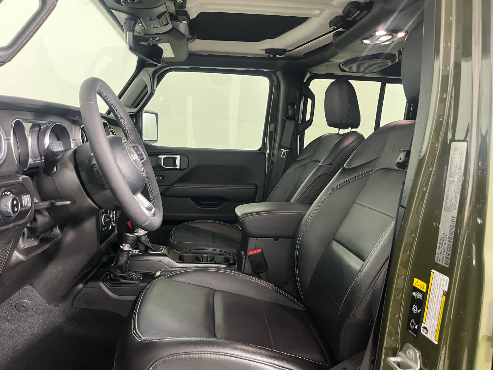 2023 Jeep Gladiator Overland 4x4