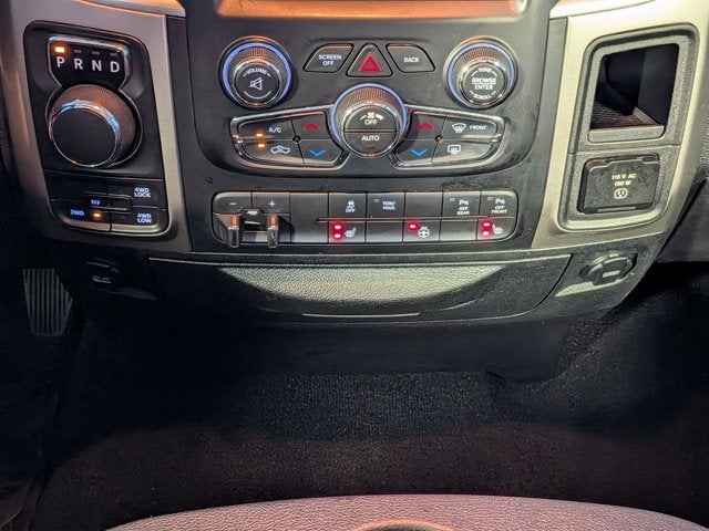 2018 RAM 1500 SLT