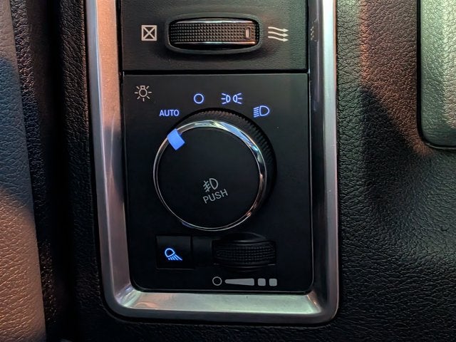 2018 RAM 1500 SLT