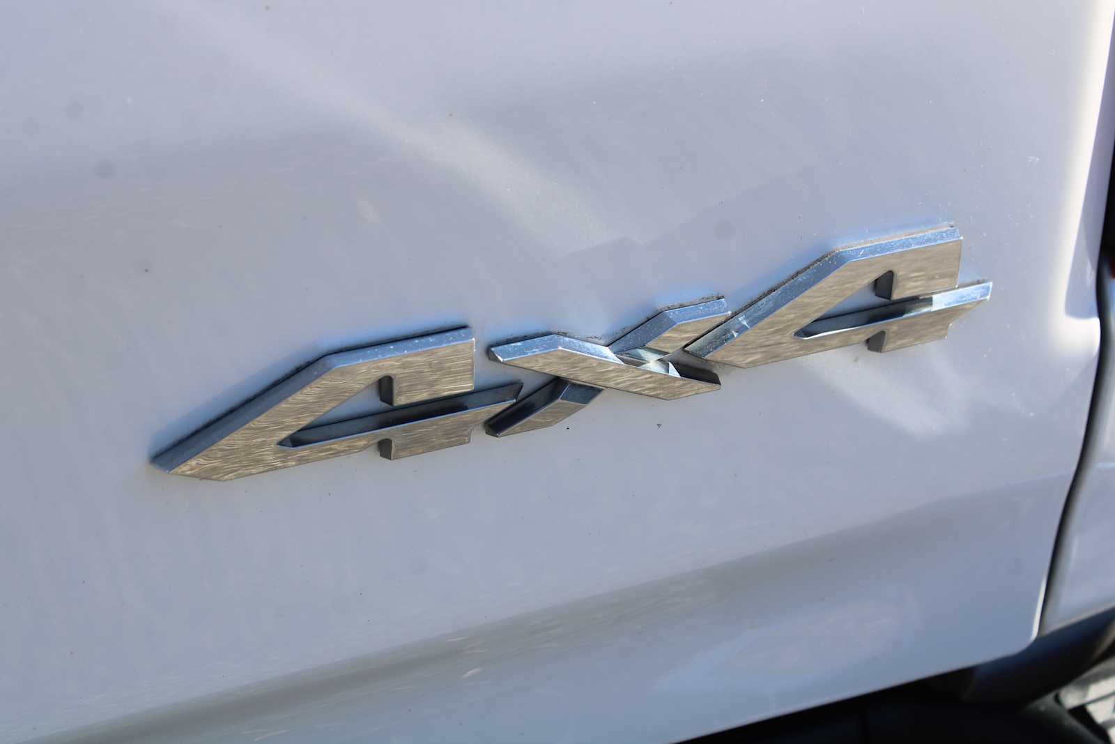 2022 RAM 1500 Laramie Crew Cab 4x4 5'7' Box