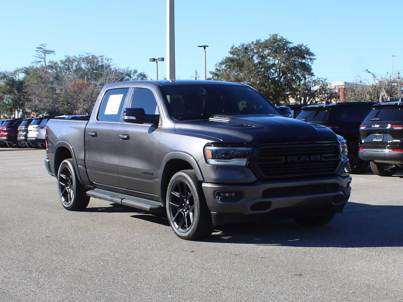 2022 RAM 1500 Laramie Crew Cab 4x4 5'7' Box
