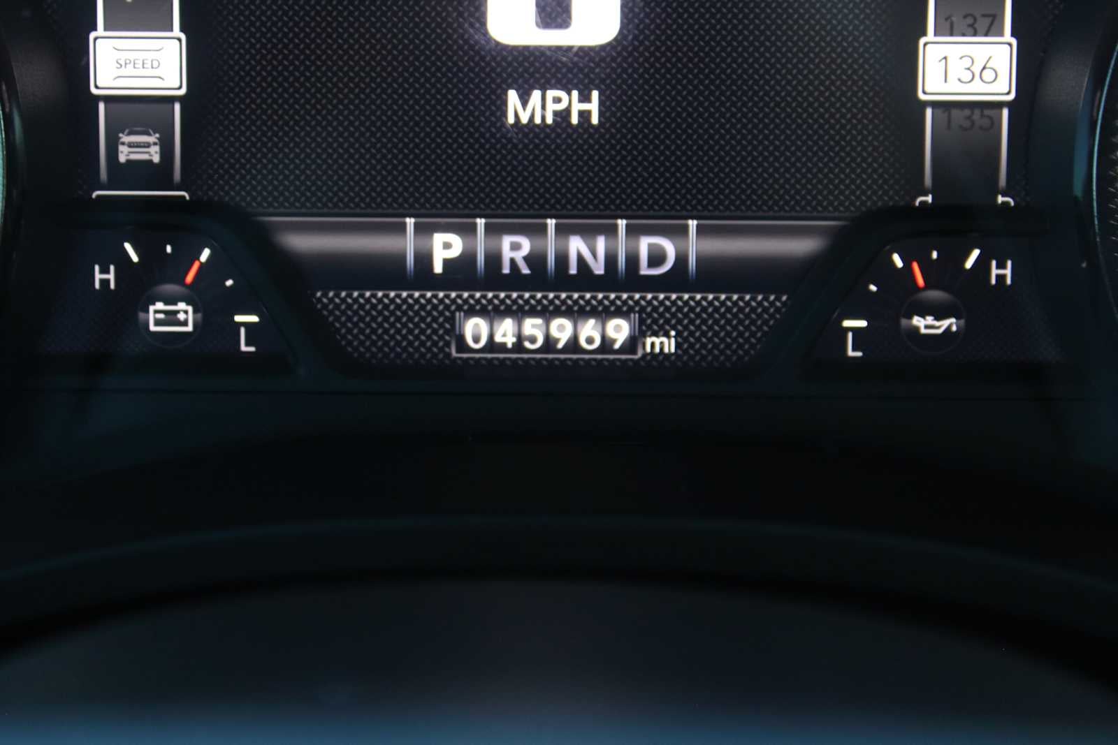 2022 RAM 1500 Laramie Crew Cab 4x4 5'7' Box