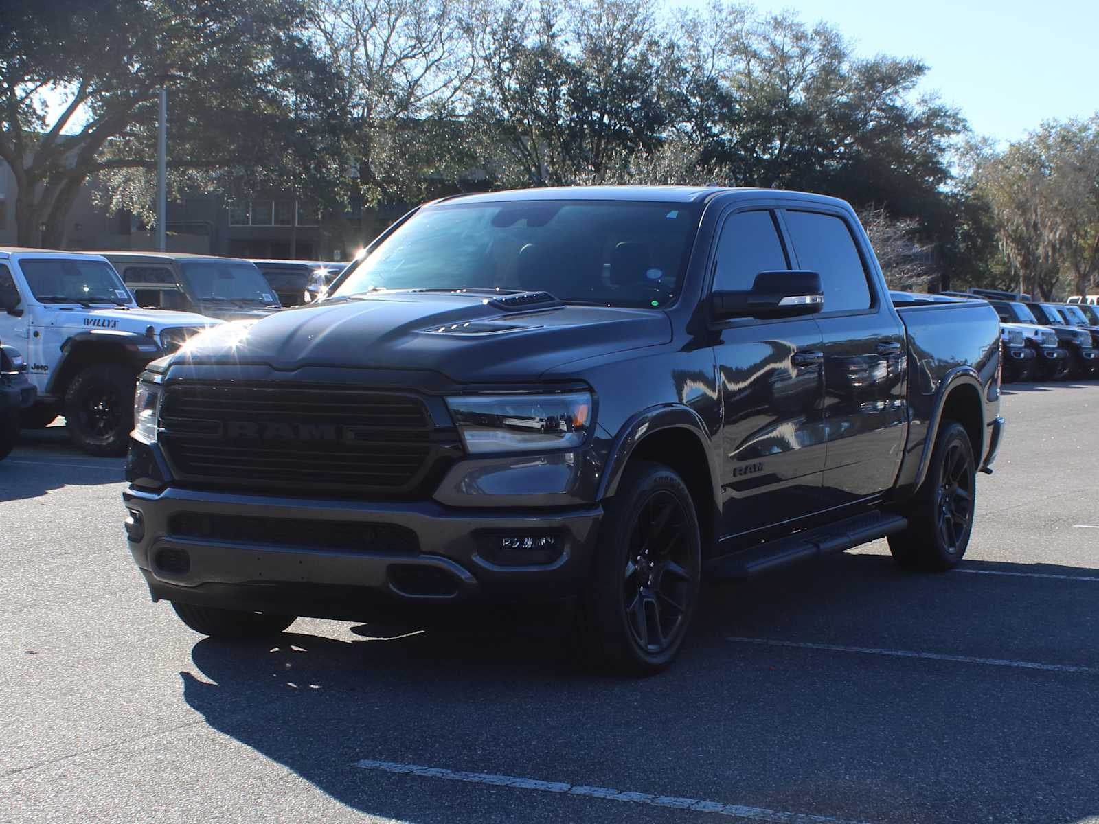 2022 RAM 1500 Laramie Crew Cab 4x4 5'7' Box