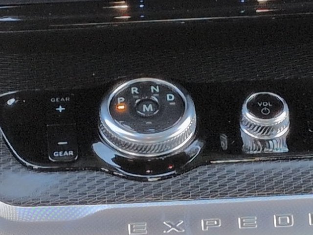 2026 Ford Expedition Platinum®