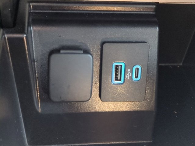 2023 Ford Explorer Base