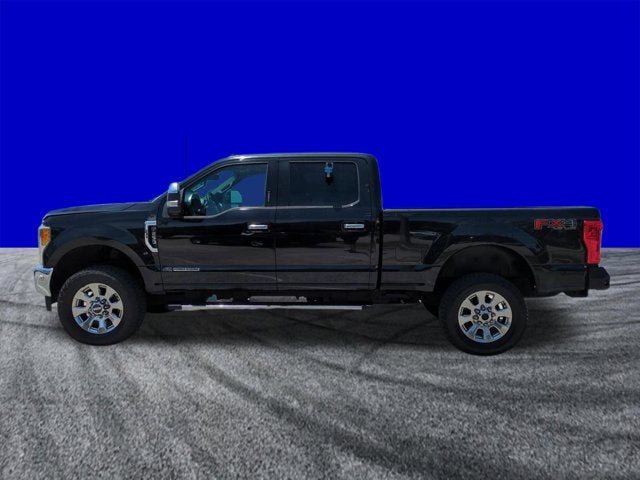 2017 Ford Super Duty F-250 Pickup Lariat