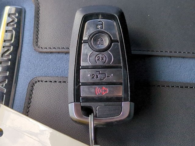 2026 Ford Super Duty F-350 SRW Pickup Platinum