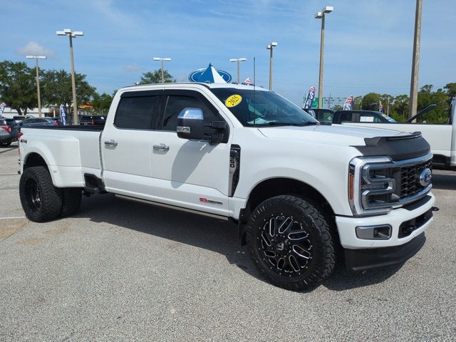 2025 Ford Super Duty F-350 DRW Pickup Platinum DRW