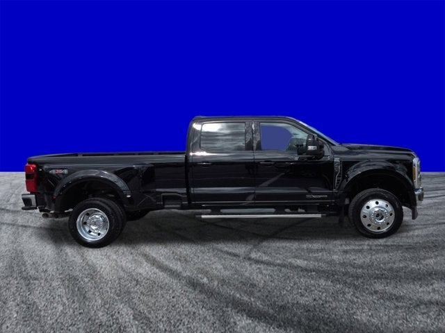 2026 Ford Super Duty F-450 DRW LARIAT