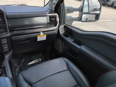 2026 Ford Super Duty F-450 DRW LARIAT