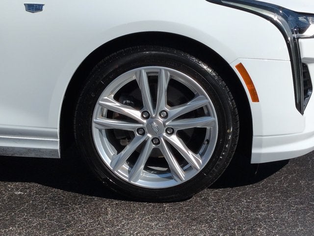 2021 Cadillac CT4 Luxury