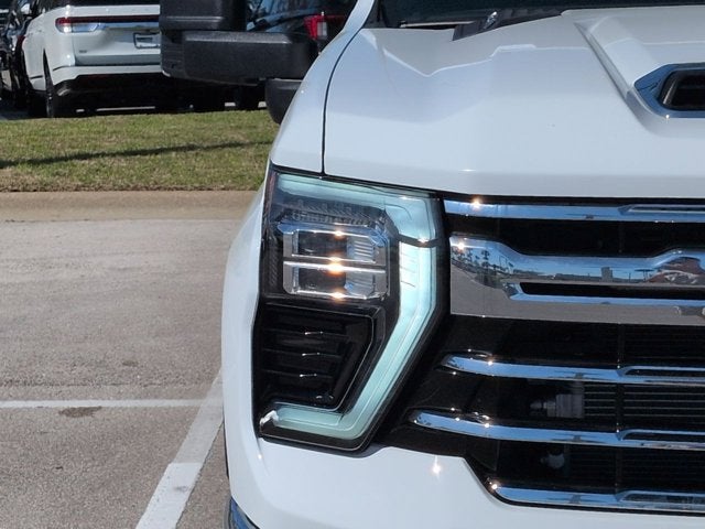 2025 Chevrolet Silverado 3500HD LTZ