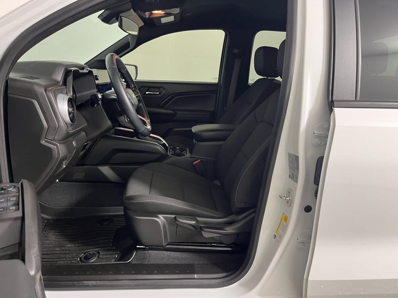 2024 Chevrolet Colorado 2WD LT