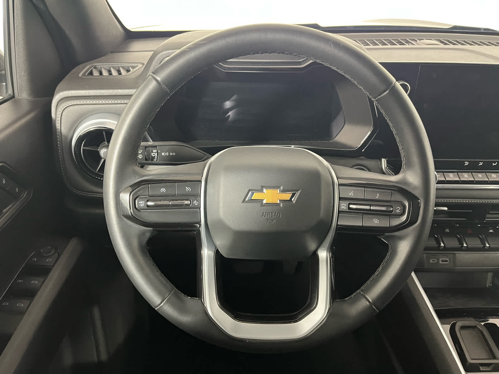 2024 Chevrolet Colorado 2WD LT