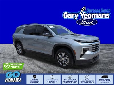 2024 Chevrolet Traverse FWD LT