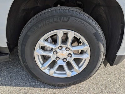 2025 Chevrolet Suburban LT