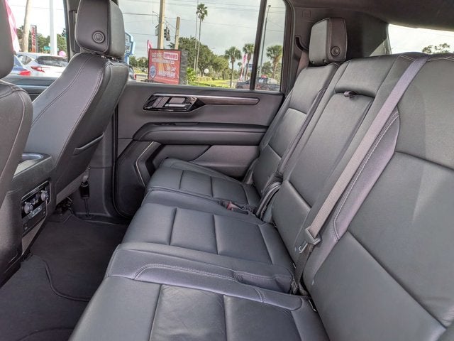 2025 Chevrolet Suburban LT