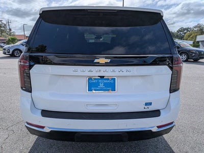 2025 Chevrolet Suburban LT