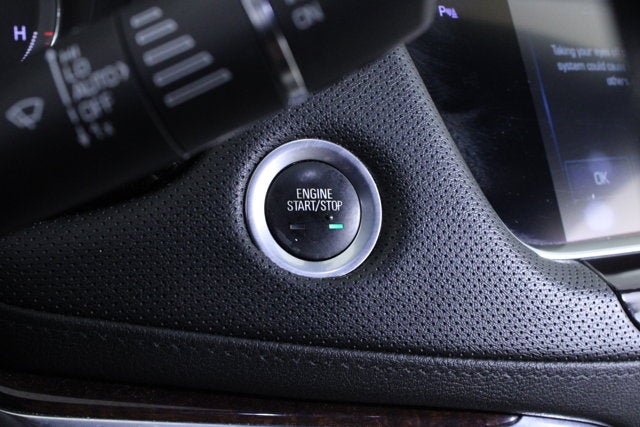 2018 Cadillac XT5 Luxury AWD