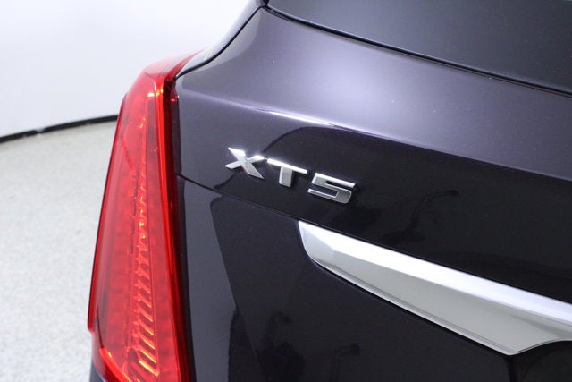 2018 Cadillac XT5 Luxury AWD