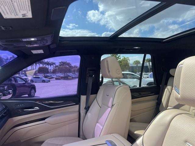 2022 Cadillac Escalade Premium Luxury