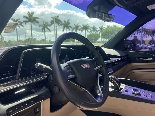 2022 Cadillac Escalade Premium Luxury