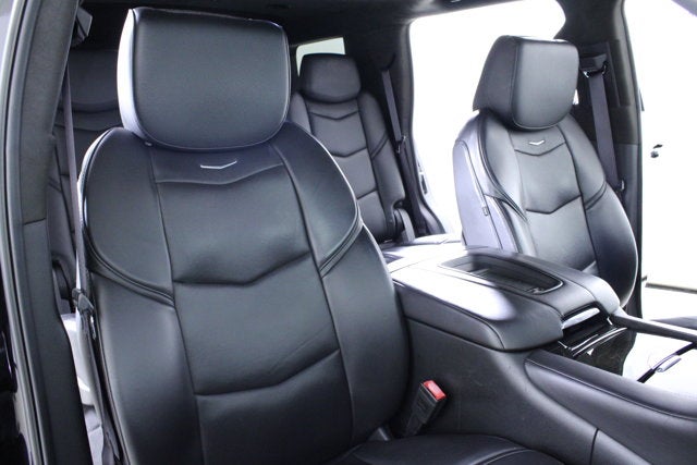 2017 Cadillac Escalade Platinum