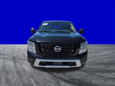 2022 Nissan Titan SV