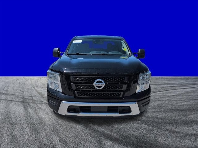 2022 Nissan Titan SV