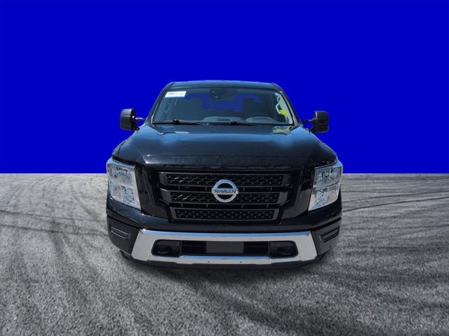 2022 Nissan Titan SV