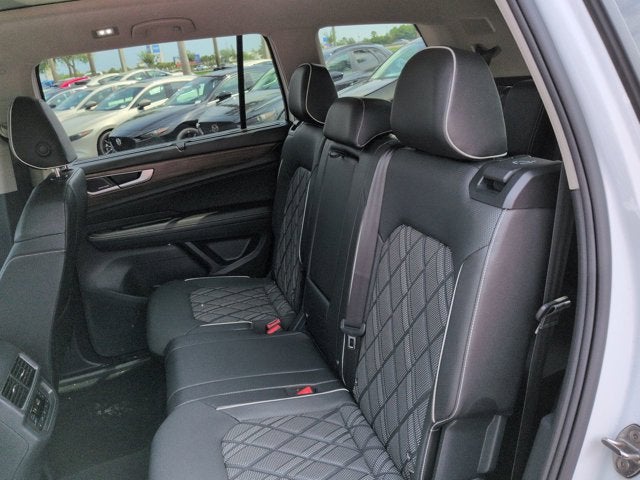 2024 Volkswagen Atlas 2.0T SEL Premium R-Line