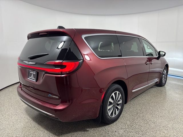 2023 Chrysler Pacifica Hybrid Limited