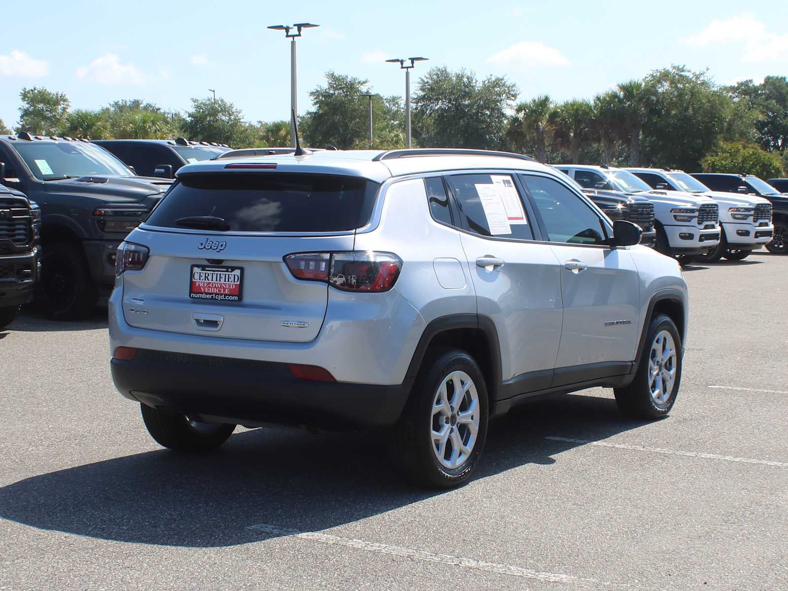 2025 Jeep Compass Latitude