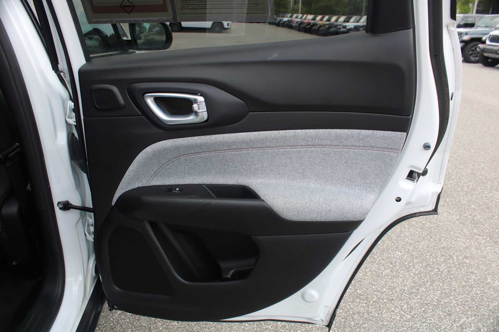 2023 Jeep Compass Latitude Lux
