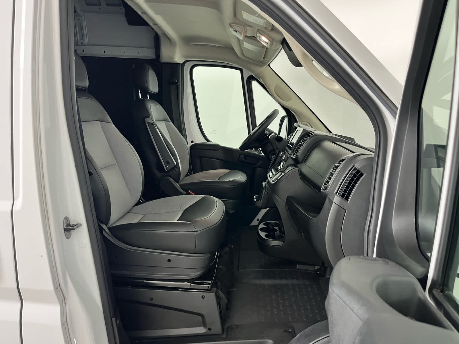 2025 RAM ProMaster Tradesman