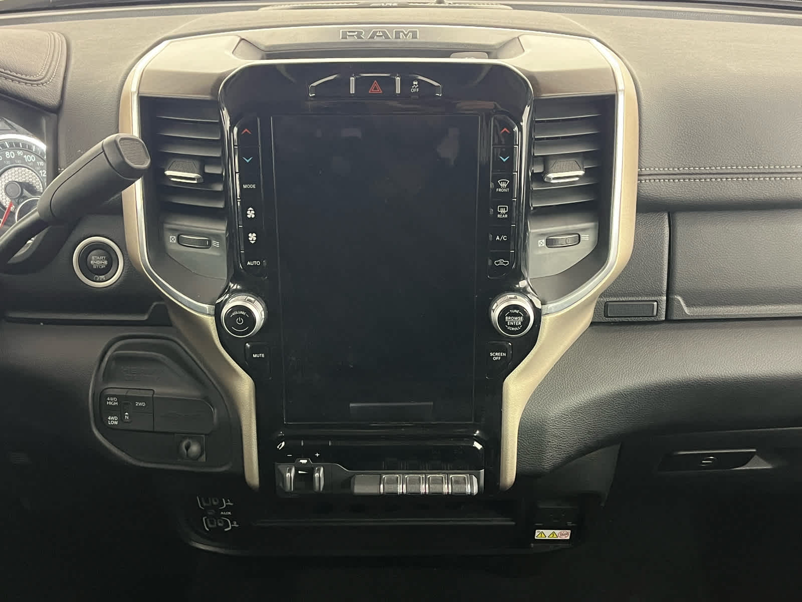 2024 RAM 2500 Laramie Crew Cab 4x4 6'4' Box