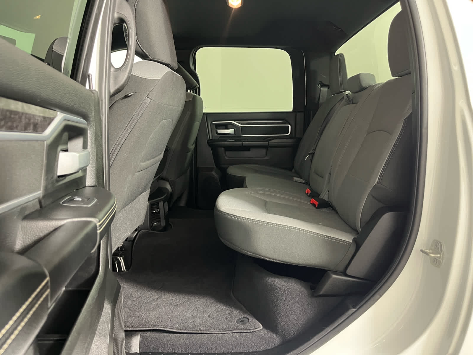 2024 RAM 2500 Big Horn Crew Cab 4x4 8' Box