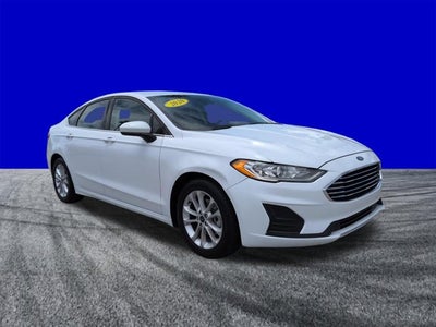 2020 Ford Fusion SE