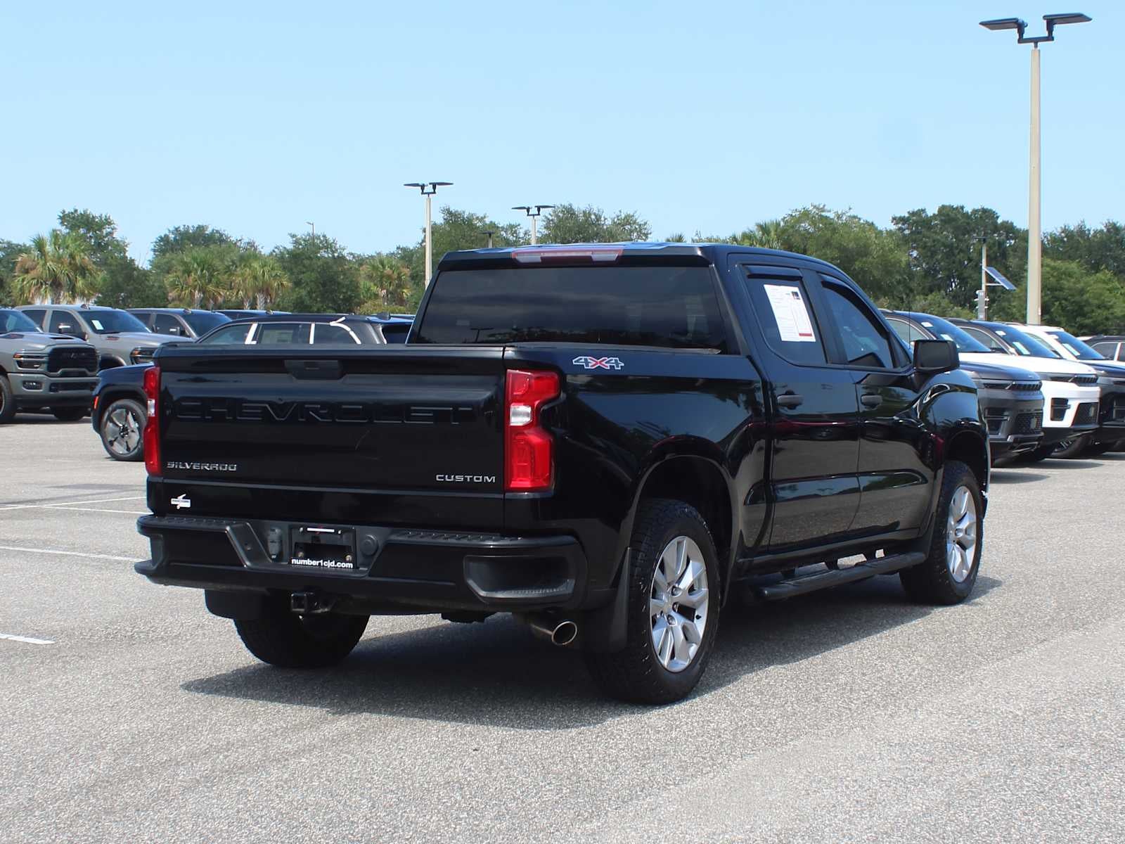 2021 Chevrolet Silverado 1500 Custom