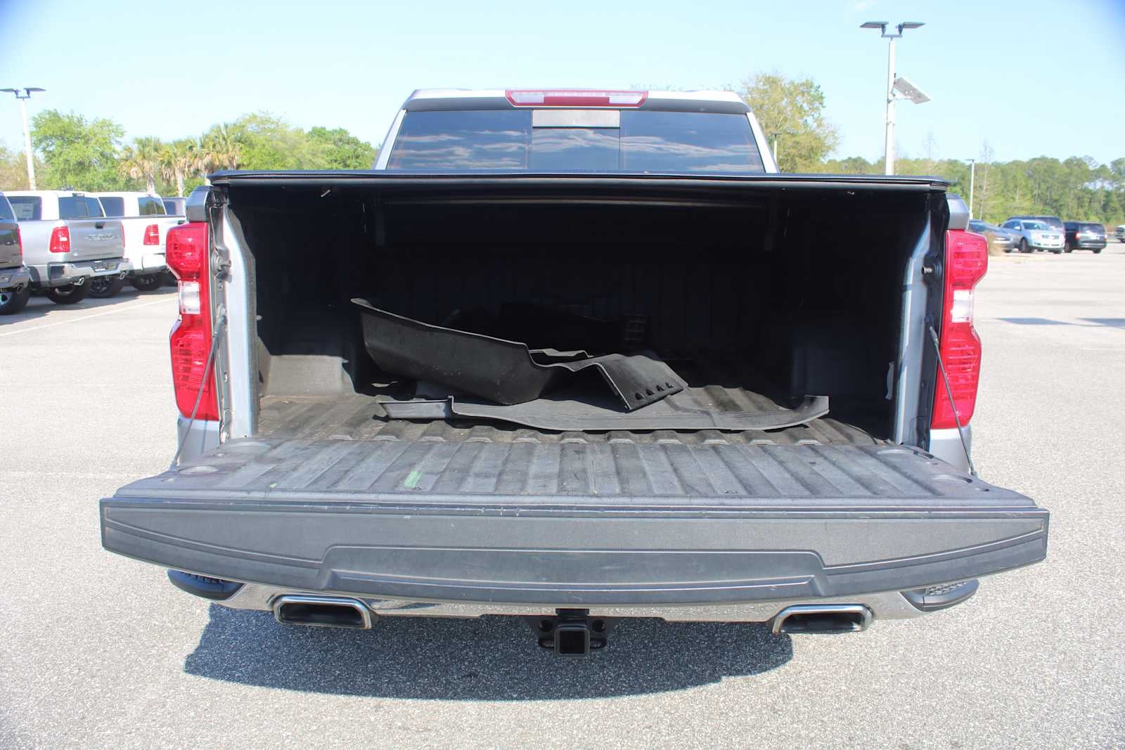 2021 Chevrolet Silverado 1500 4WD Crew Cab Short Bed LT