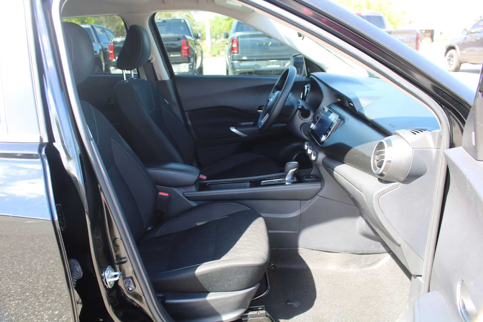 2024 Nissan Kicks SV Xtronic CVT