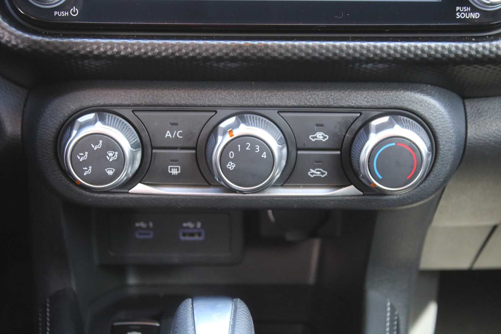 2024 Nissan Kicks SV Xtronic CVT